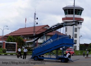 Bandar udara Pattimura - Ambon